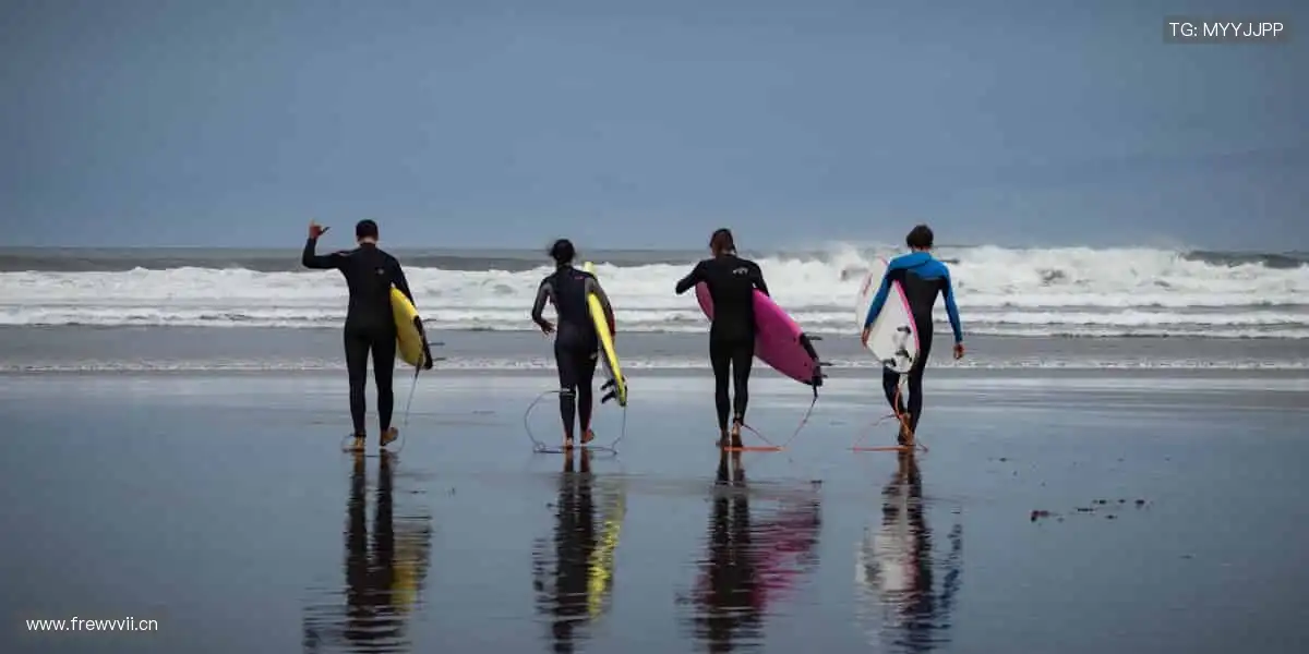 📱实时直播,一键解锁赛场心跳!